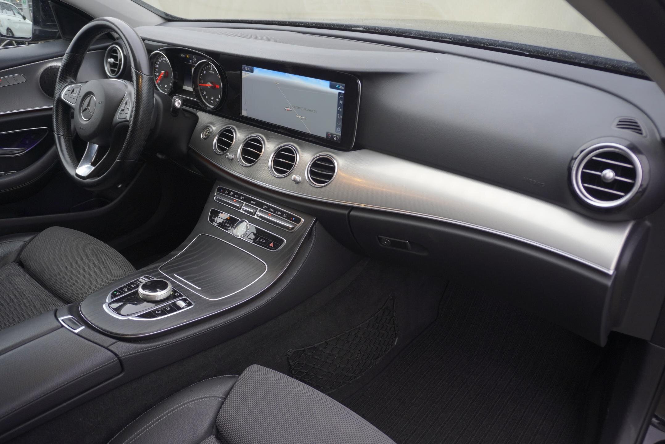 Mercedes-Benz Třídy E Kombi 2,0 l 143 kw