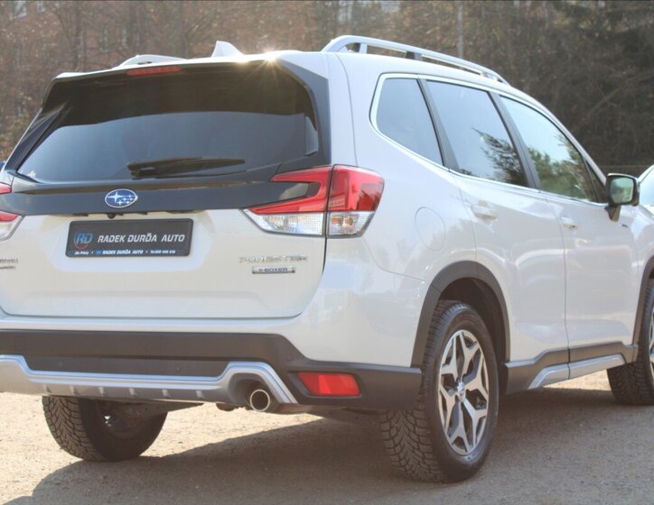 Subaru Forester SUV / Terénní 2,0 l 110 kw