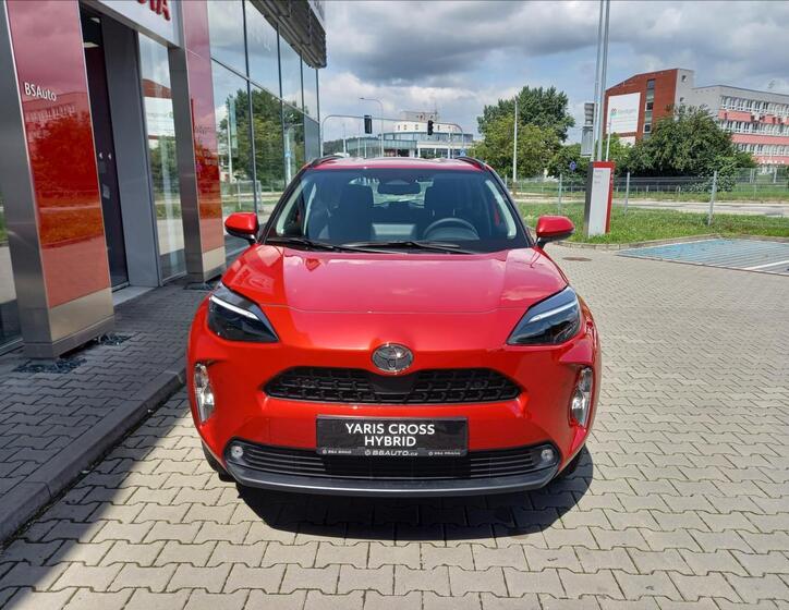Toyota Yaris Cross 2