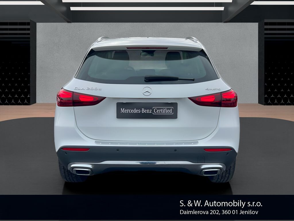 Mercedes-Benz GLA SUV / Terénní 2,0 l 110 kw
