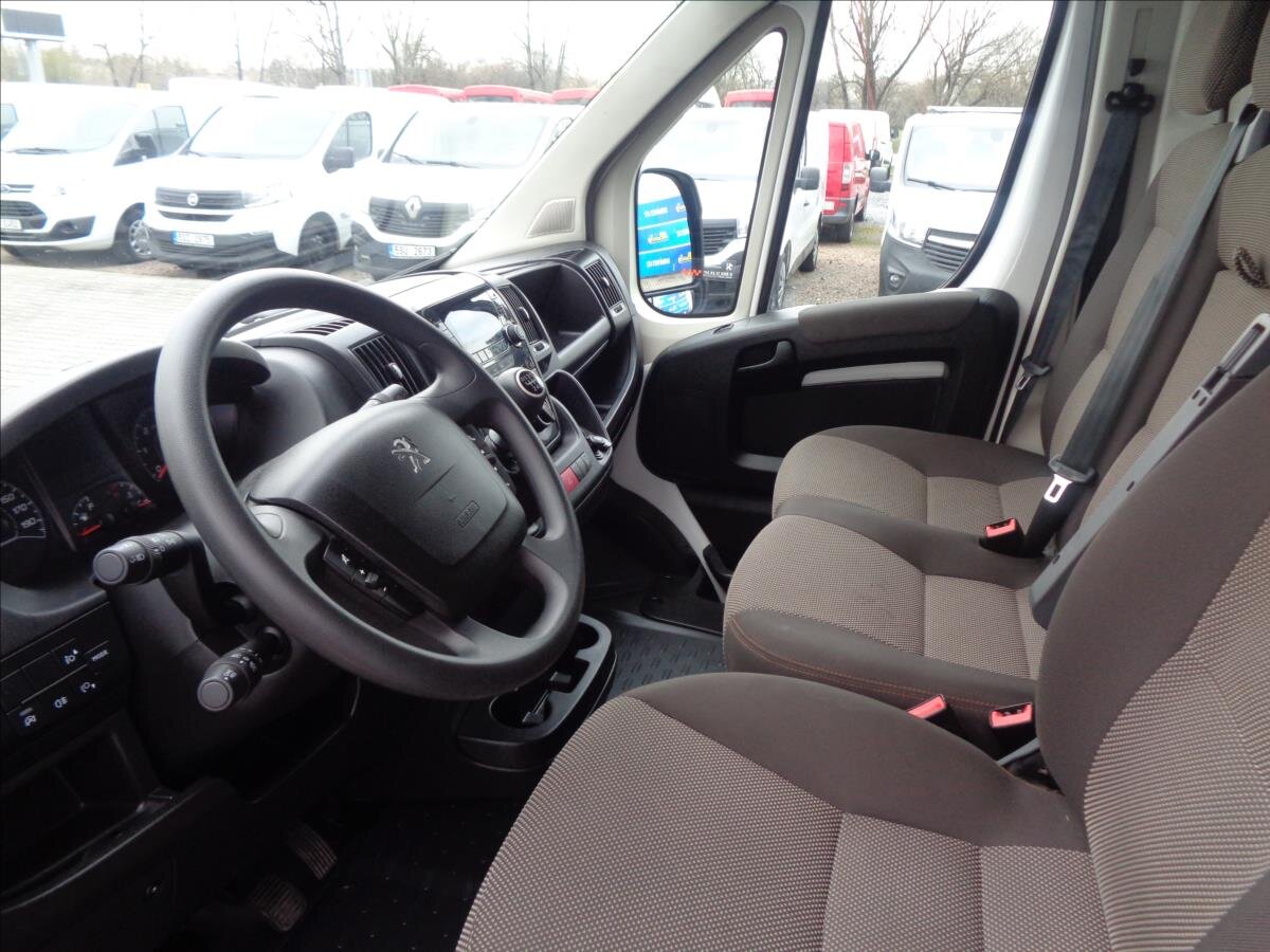 Peugeot Boxer Ostatní 2,2 l 121 kw