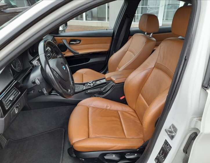 BMW Řada 3 Sedan 2,0 l 135 kw