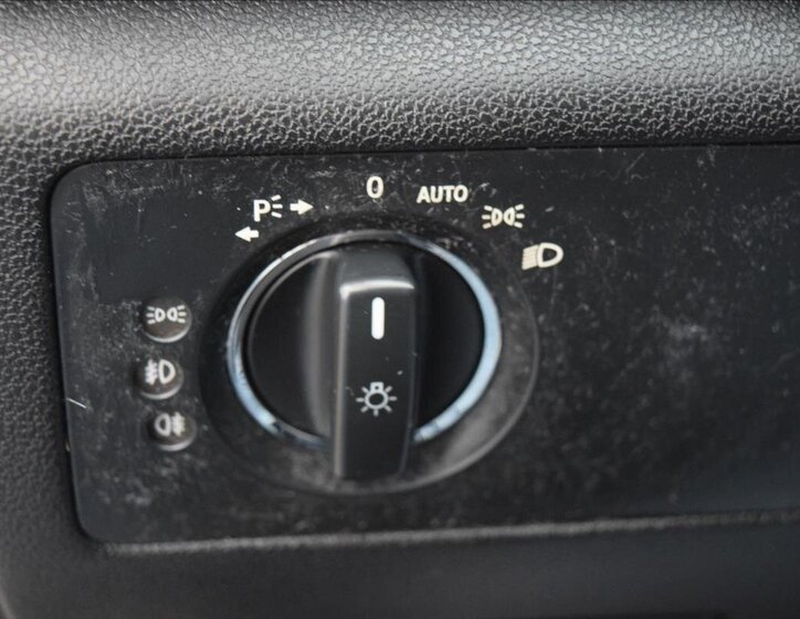 Mercedes-Benz Třídy R Kombi 3,0 l 140 kw