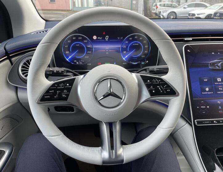 Mercedes-Benz EQE 10