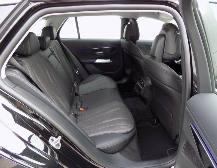 Mercedes-Benz Třídy E 17