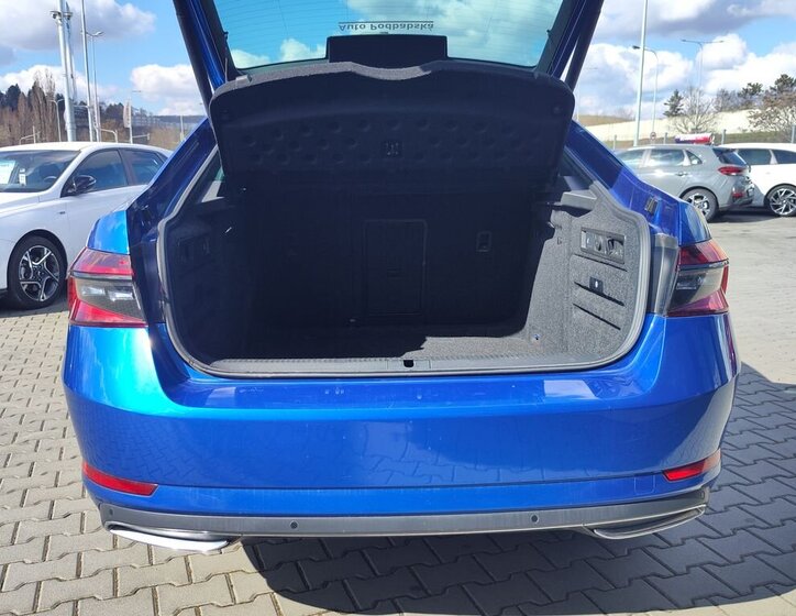 Škoda Superb Liftback 2,0 l 147 kw