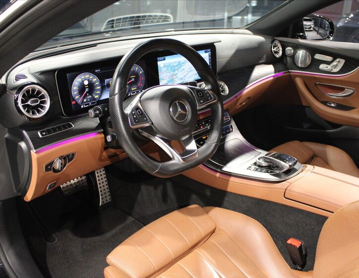 Mercedes-Benz Třídy E 13