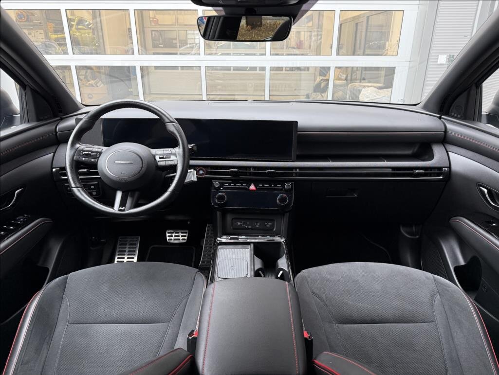 Hyundai Tucson SUV 1,6 l 158 kw