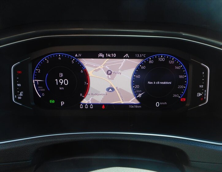 Volkswagen T-Roc SUV / Terénní 1,5 l 110 kw