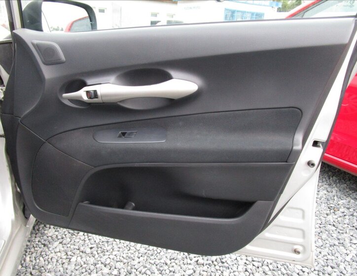 Toyota Auris Hatchback 1,4 l 66 kw