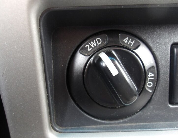Nissan Navara Pick-up 2,5 l 126 kw