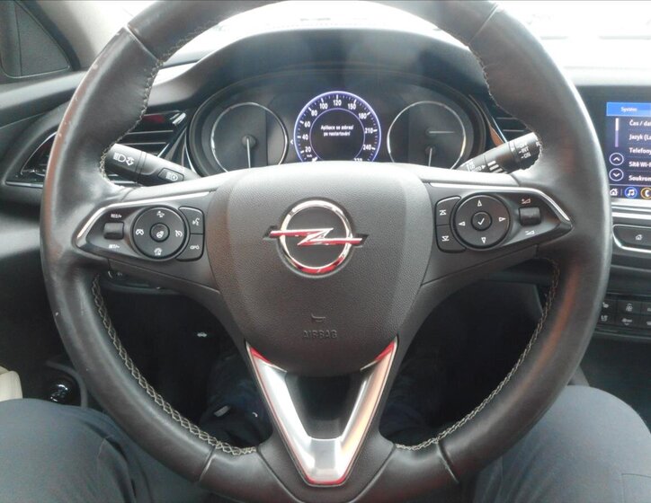 Opel Insignia Kombi 2,0 l 125 kw