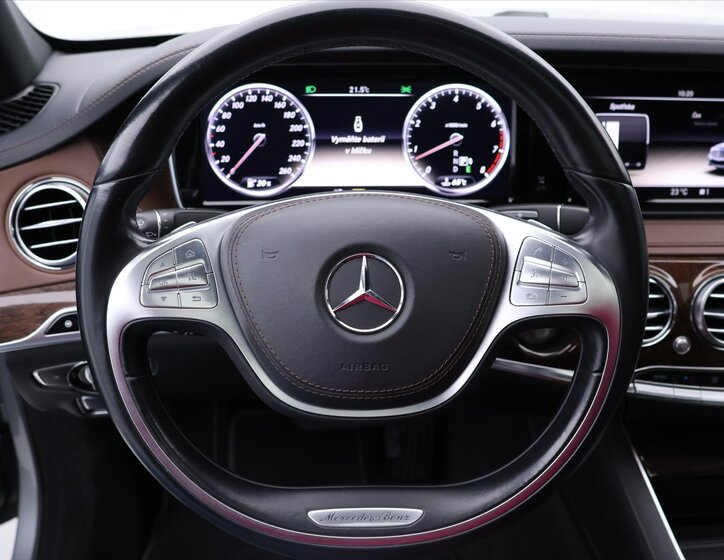 Mercedes-Benz Třídy S 23