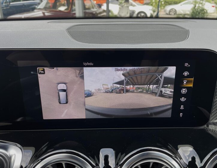 Mercedes-Benz GLB 52