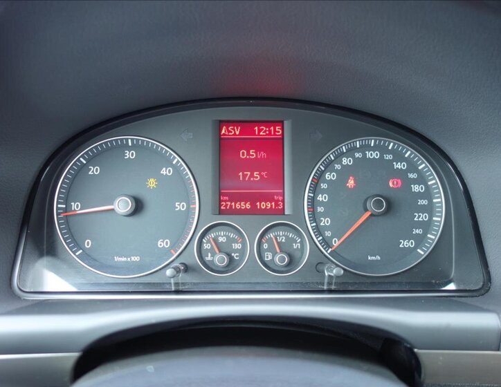 Volkswagen Touran MPV 2,0 l 103 kw