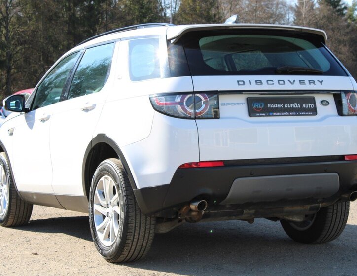 Land Rover Discovery Sport SUV / Terénní 2,0 l 110 kw
