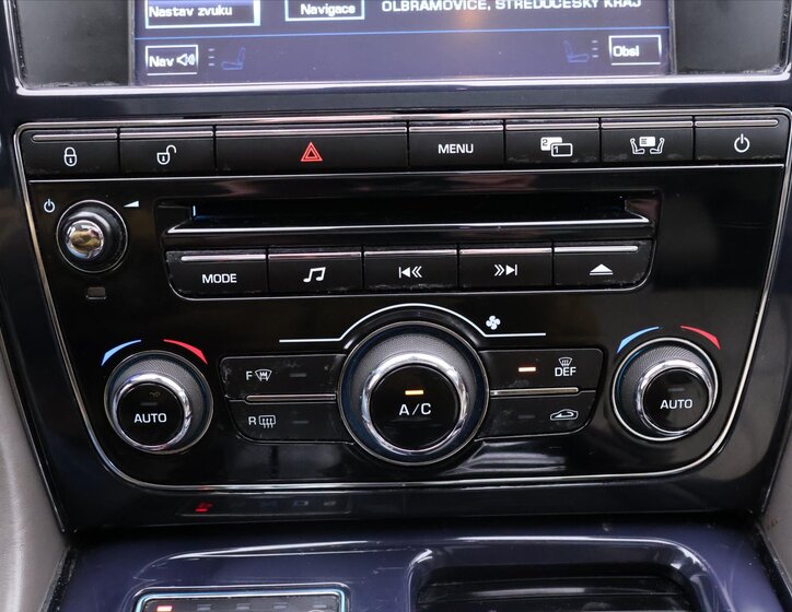 Jaguar XJ Sedan 3,0 l 202 kw