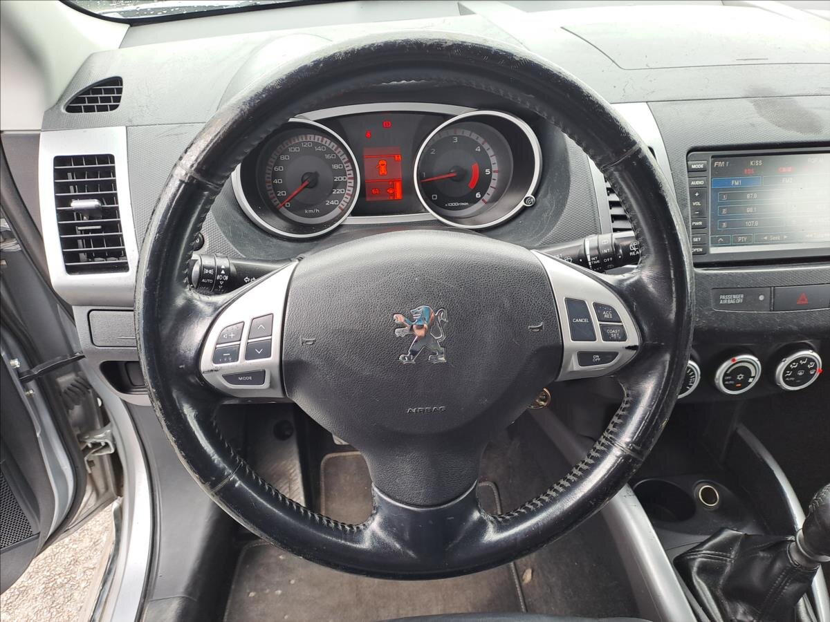 Peugeot 4007 SUV / Terénní 2,2 l 115 kw