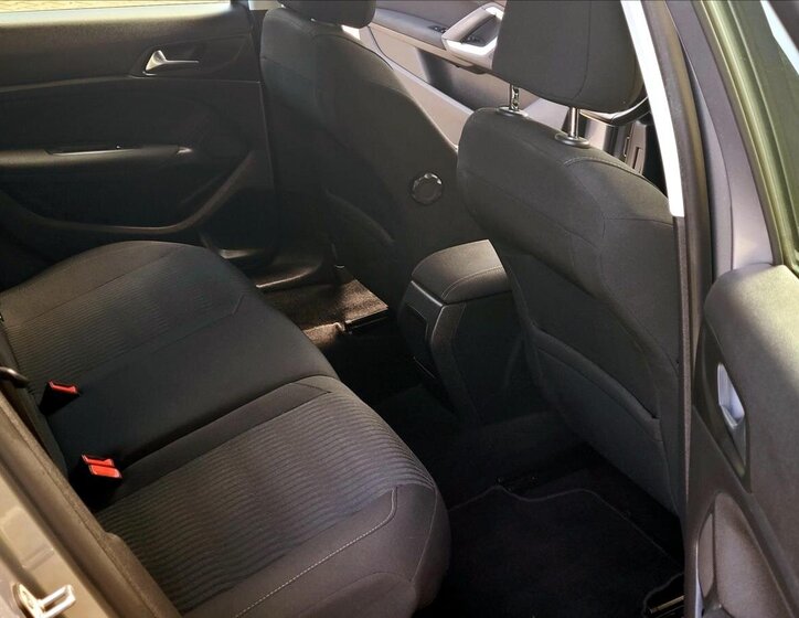 Peugeot 308 Kombi 1,2 l 96 kw