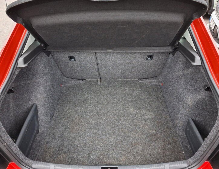 Škoda Rapid Sedan / Limuzína 1,2 l 66 kw