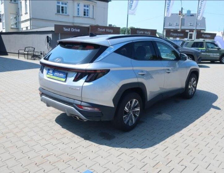 Hyundai Tucson SUV 1,6 l 85 kw