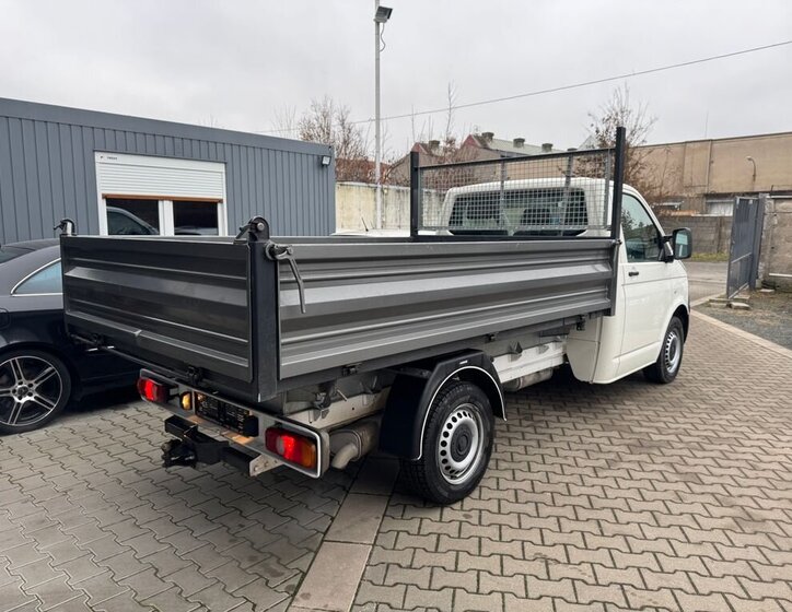 Volkswagen Transporter 12