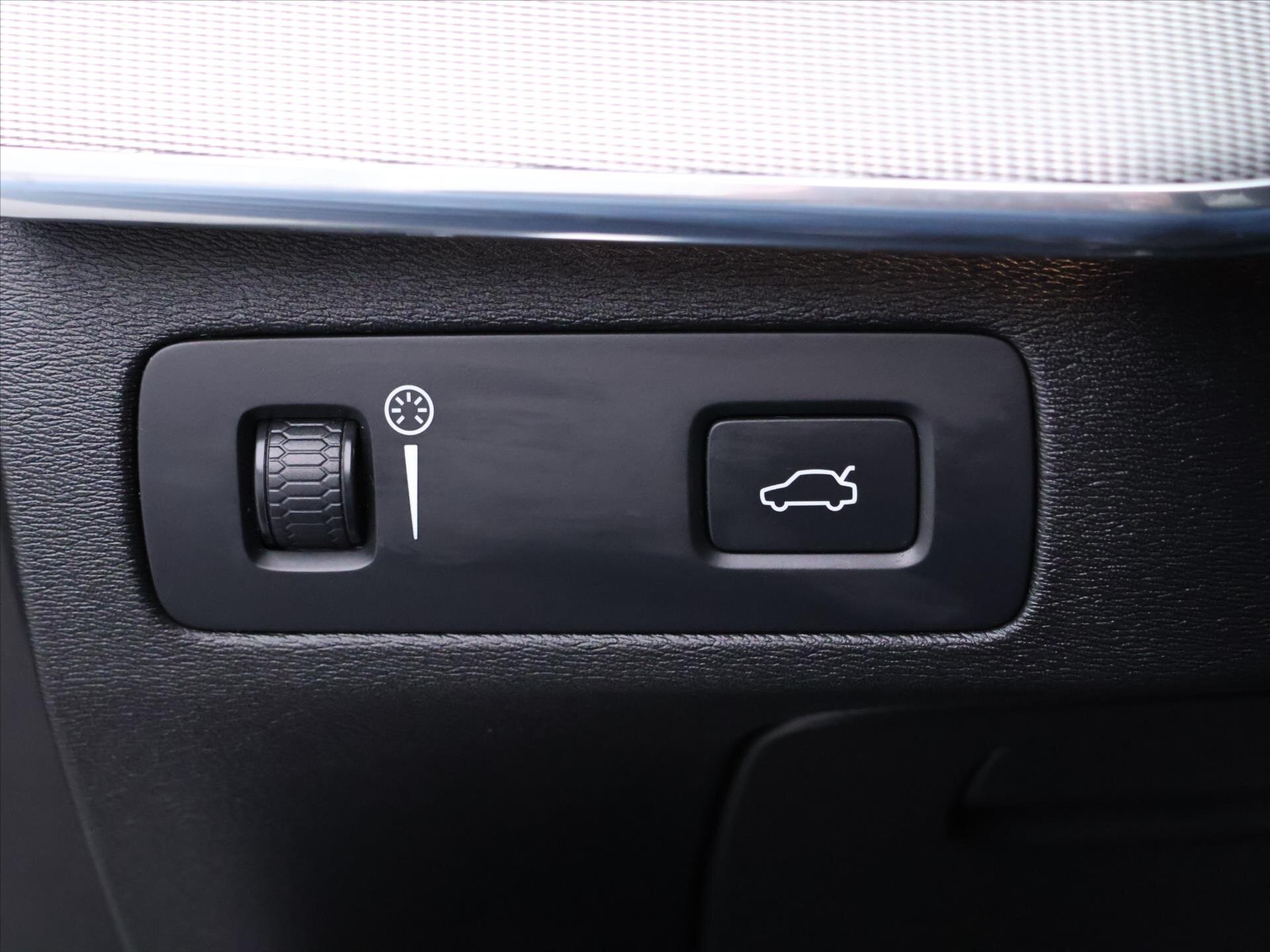 Volvo XC90 SUV 2,0 l 173 kw