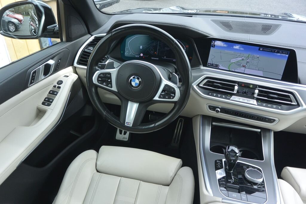 BMW X5 SUV / Terénní 3,0 l 250 kw