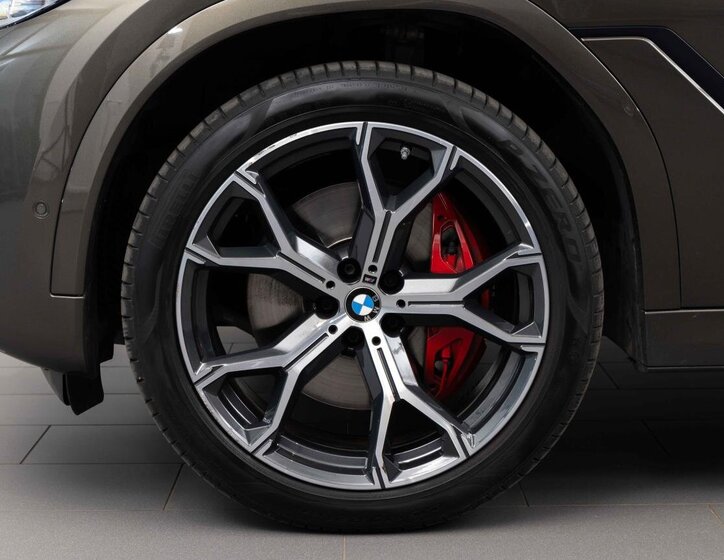 BMW X6 SUV 3,0 l 250 kw