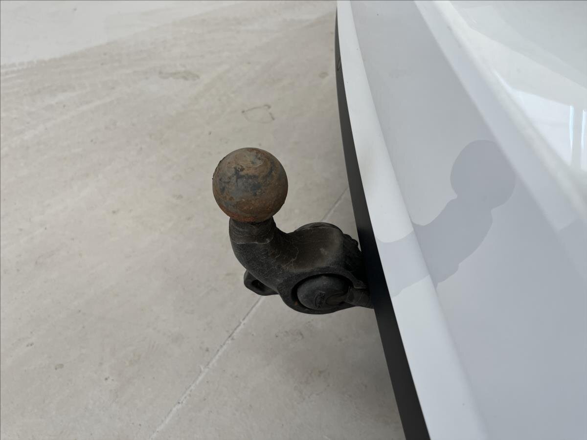 Škoda Superb Kombi 2,0 l 147 kw