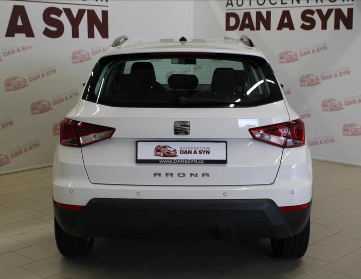 Seat Arona 5