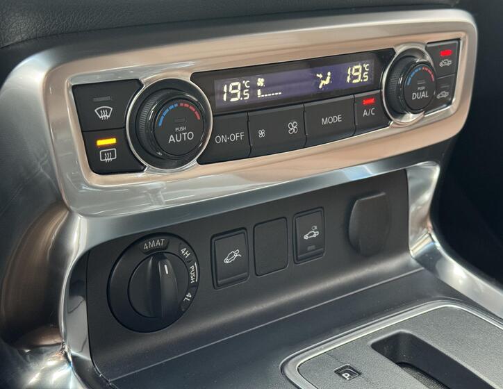 Mercedes-Benz Třídy X 26