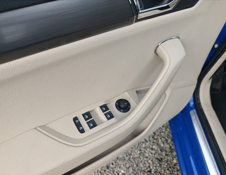 Škoda Superb Kombi 2,0 l 110 kw