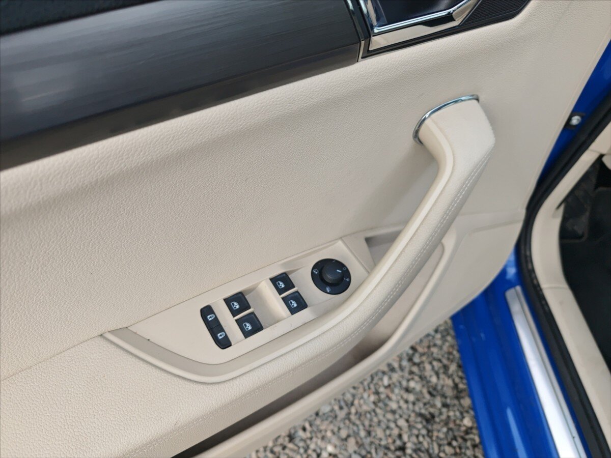 Škoda Superb Kombi 2,0 l 110 kw