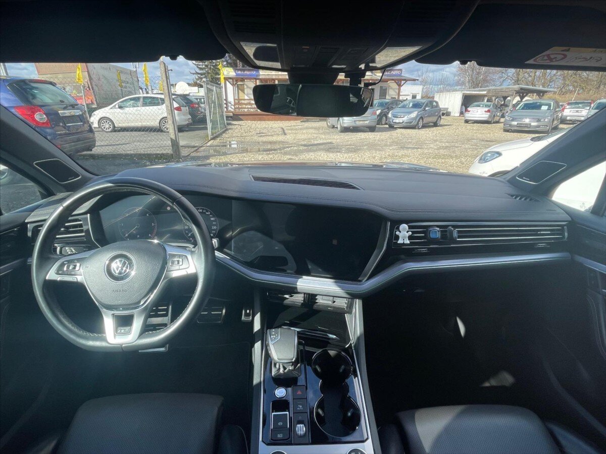 Volkswagen Touareg SUV 3,0 l 210 kw