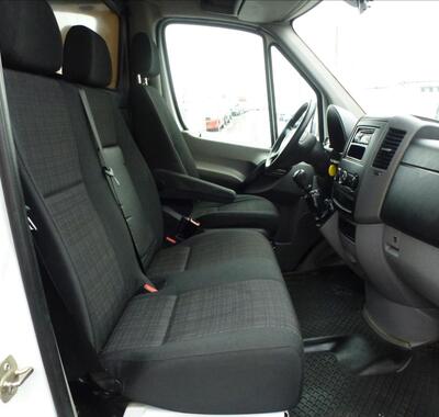 Mercedes-Benz Sprinter 29