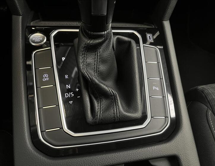 Volkswagen Passat 16