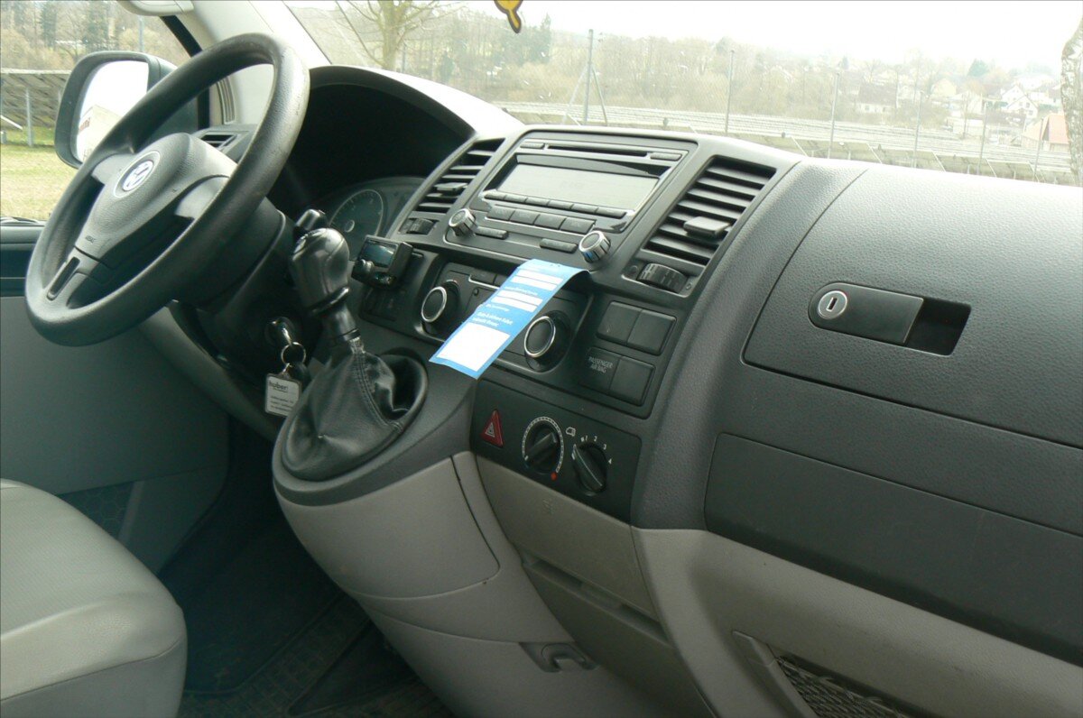 Volkswagen Transporter MPV 2,0 l 103 kw