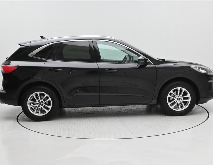 Ford Kuga SUV / Terénní 2,0 l 140 kw