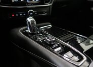 Volvo S90 Sedan / Limuzína 2,0 l 235 kw