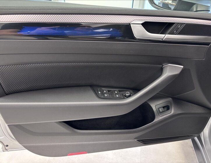 Volkswagen Arteon Kombi 2,0 l 235 kw