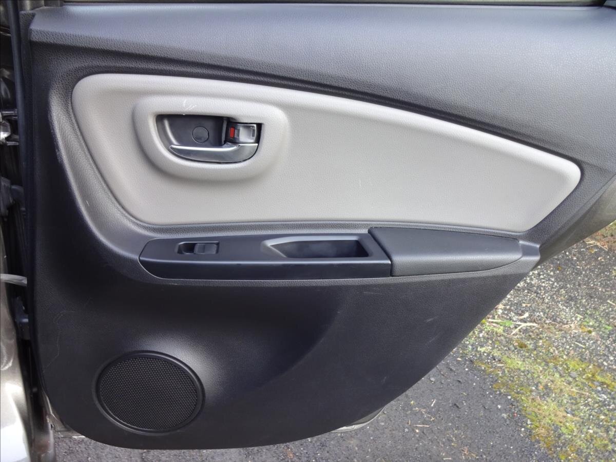 Toyota Yaris Kombi 1,3 l 73 kw