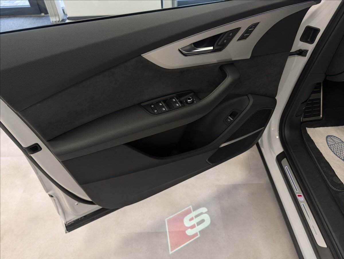 Audi Q7 Kombi 3,0 l 210 kw