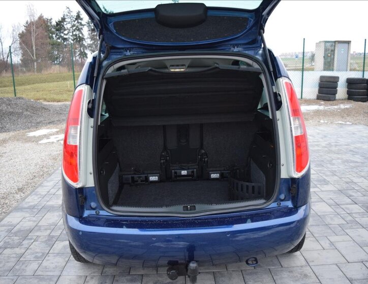 Škoda Roomster Kombi 1,6 l 77 kw