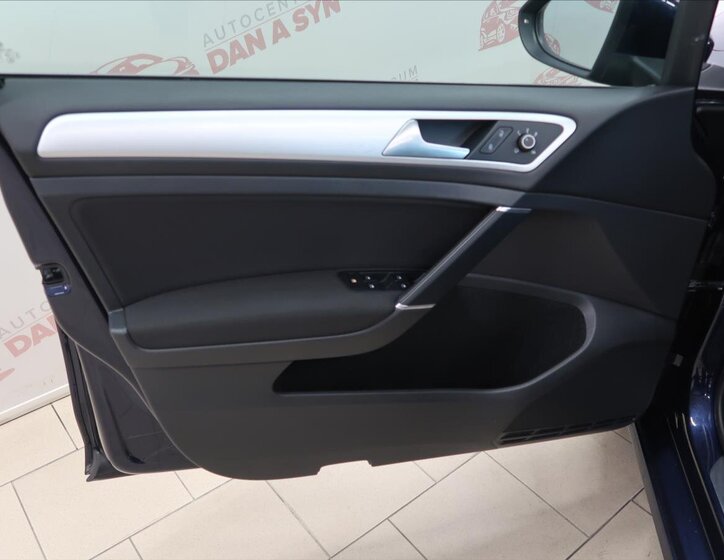 Volkswagen Golf Kombi 1,4 l 92 kw