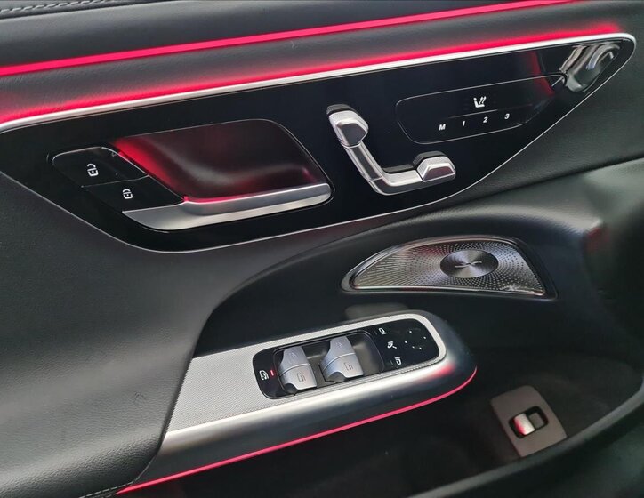 Mercedes-Benz Třídy E 11