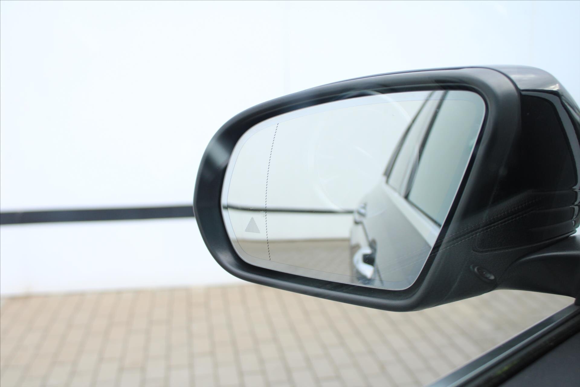 Mercedes-Benz GLB SUV 2,0 l 165 kw