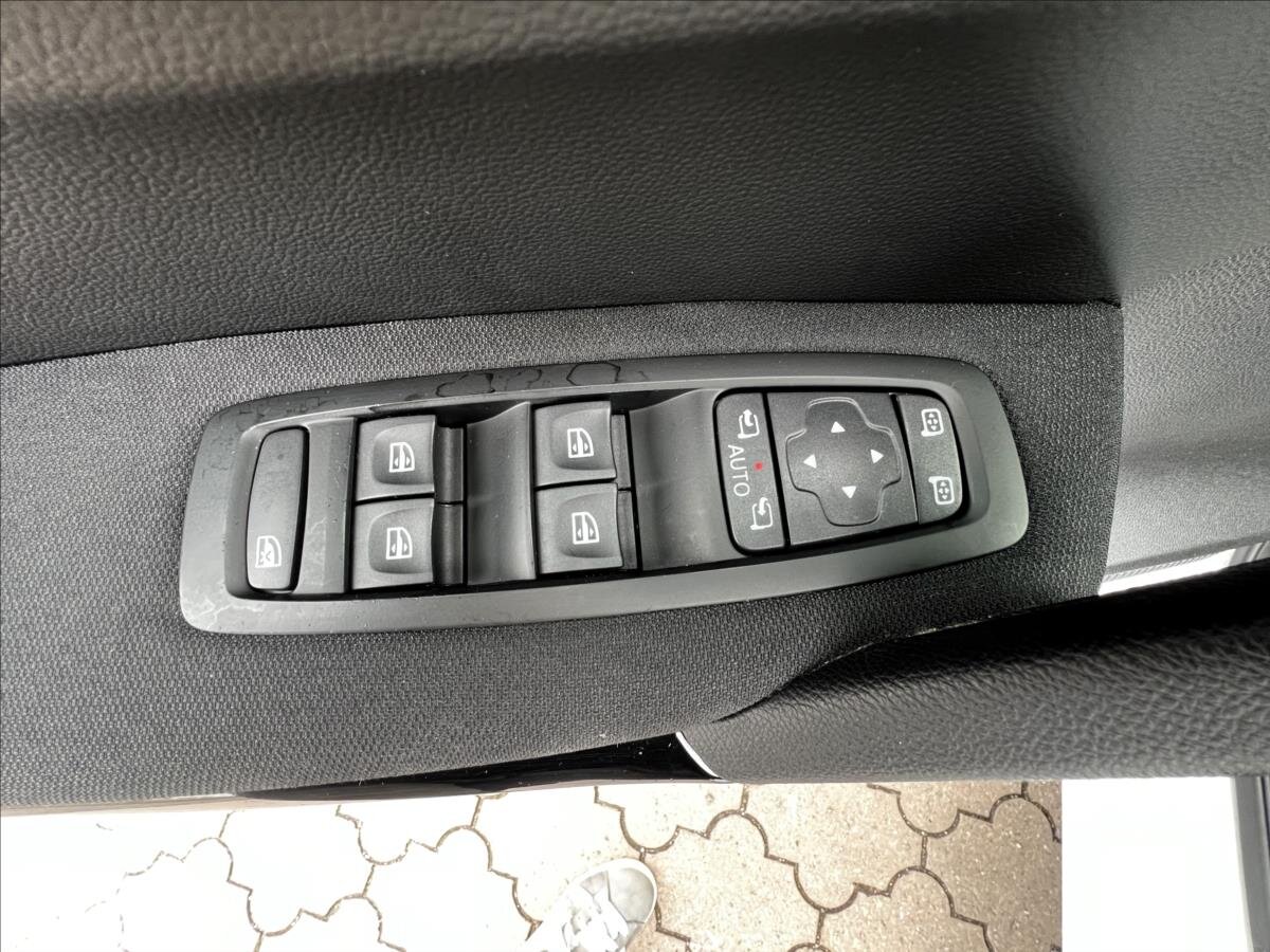 Renault Kadjar SUV 1,3 l 103 kw