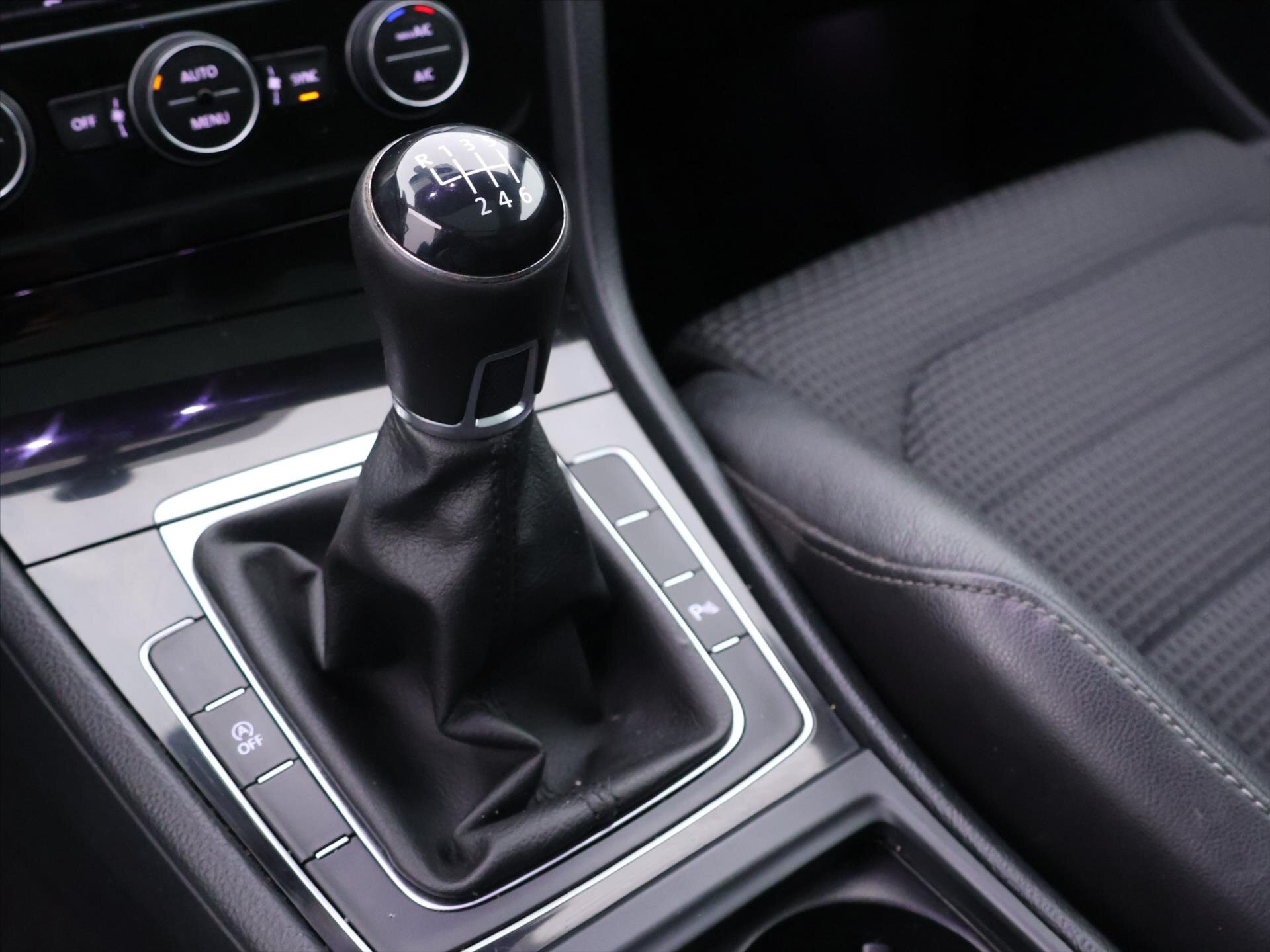 Volkswagen Golf Kombi 1,2 l 81 kw