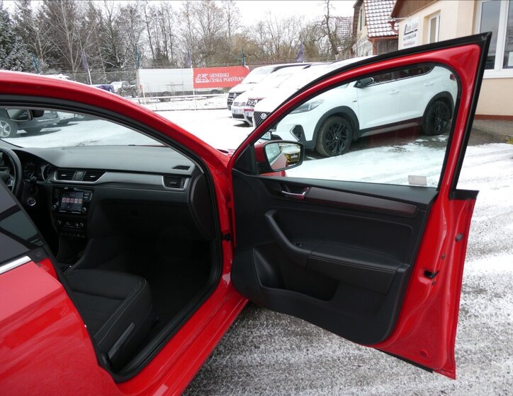 Škoda Rapid Sedan 999,0 81 kw